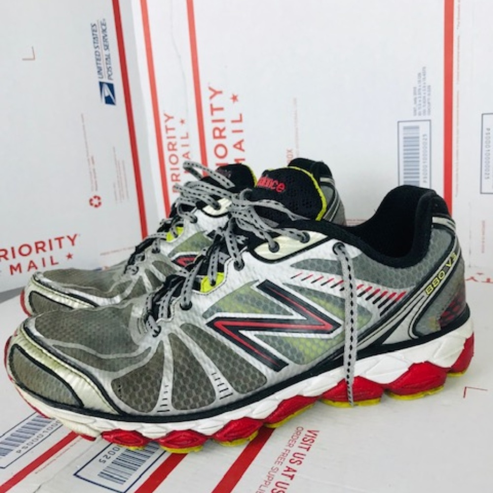 New Balance Mens 880V3 Red M880SR3 Size 8.5